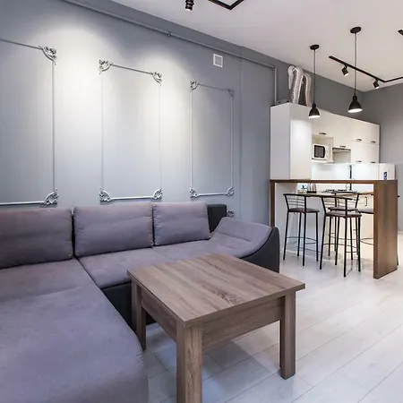 на вул.городоцька 102 * Львів